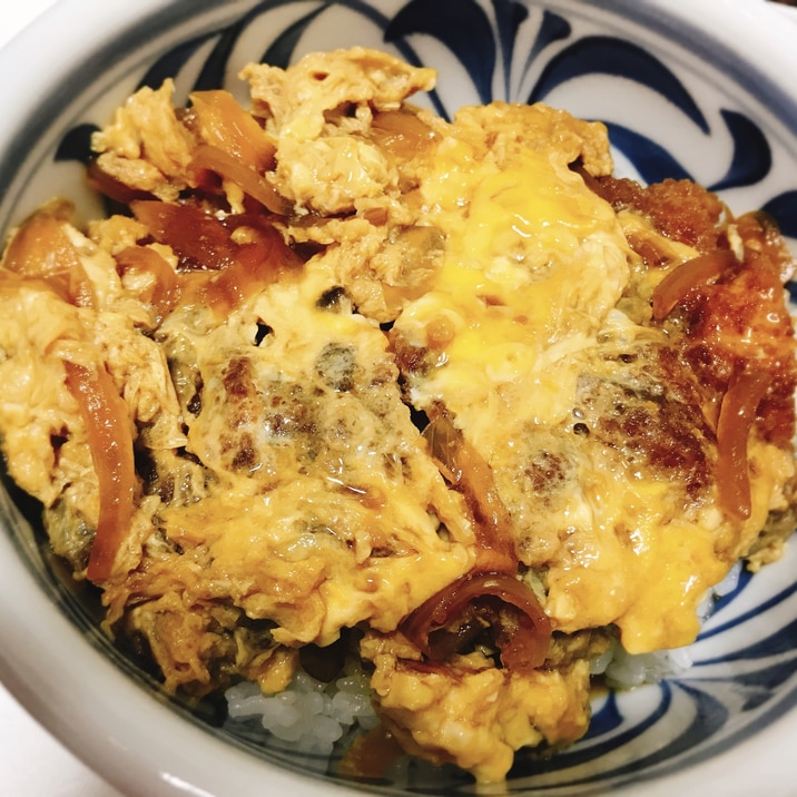 すき焼のたれで味付け簡単♪お家でカツ丼